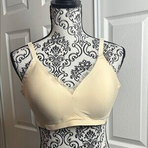 Underoutfit Cream Wireless Everyday Comfort Bra - Women Intimates L Style 1278